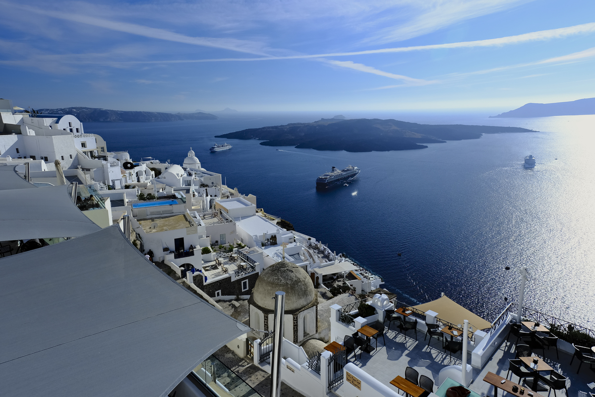 051619_Santorini_panorama.jpg