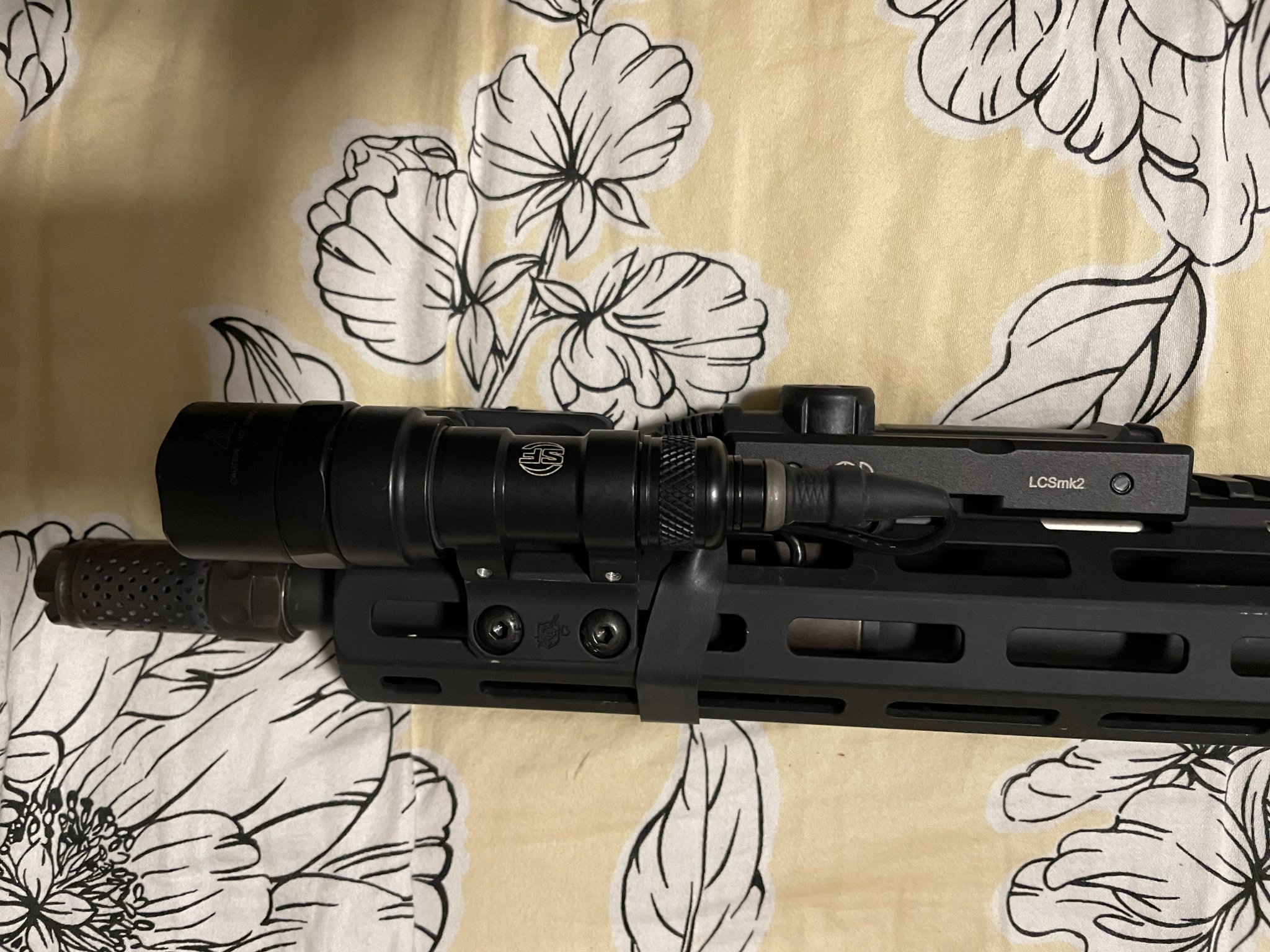 SOLD - WTS Surefire M300 Scout Flashlight With SR07 Tape Switch