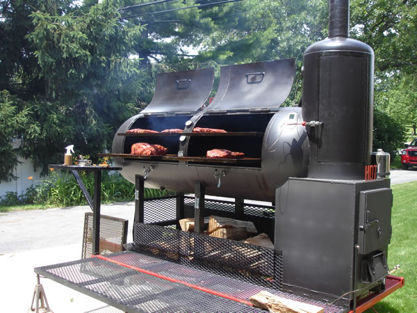 Barrel Smoker & Charcoal Grills