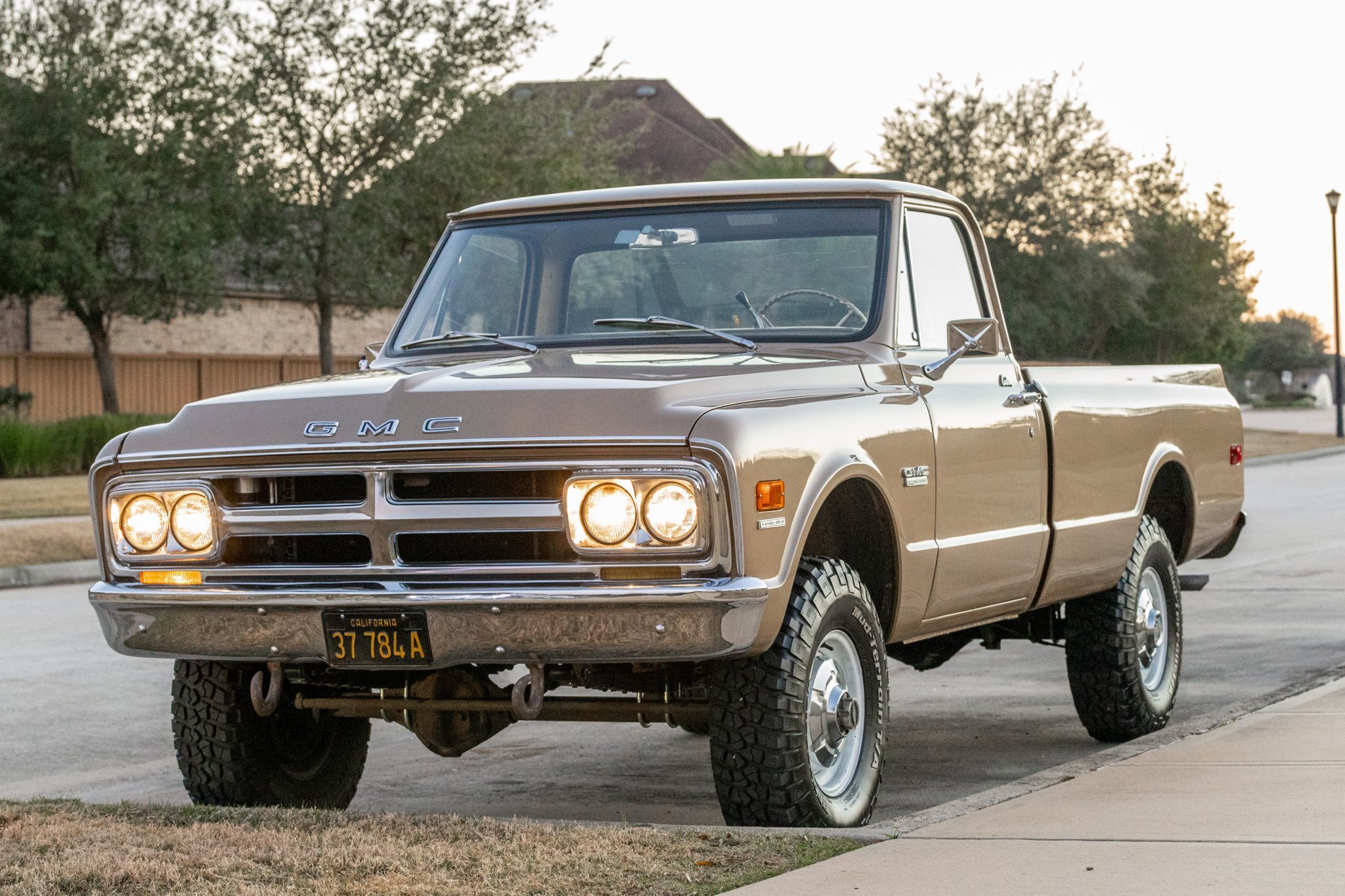 1968_gmc_k25_1612483168d208495d1968_gmc_k25_161248316795d565ef66e7d0017e23f-ee13-43d2-b682-2c5...jpg