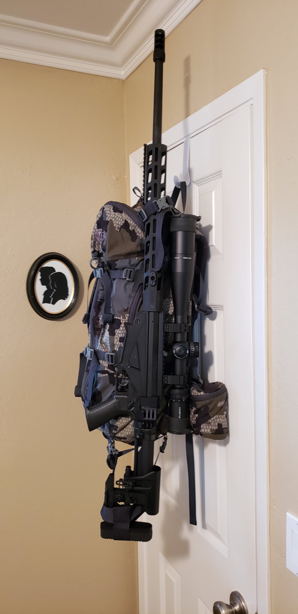 Kuiu 2025 gun holder