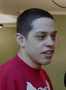 220px-Pete_Davidson_in_2013.jpg