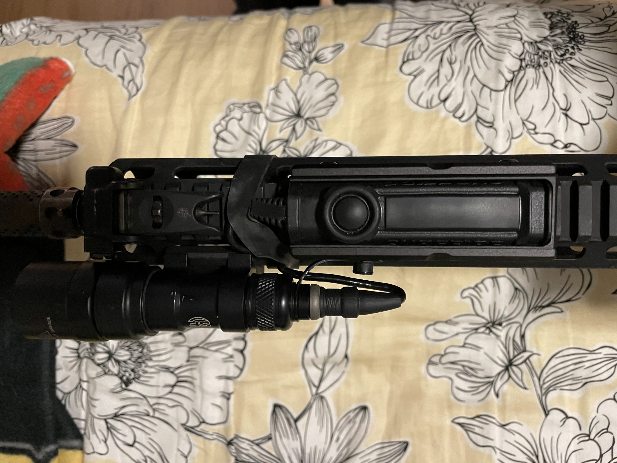 SOLD - WTS Surefire M300 Scout Flashlight With SR07 Tape Switch