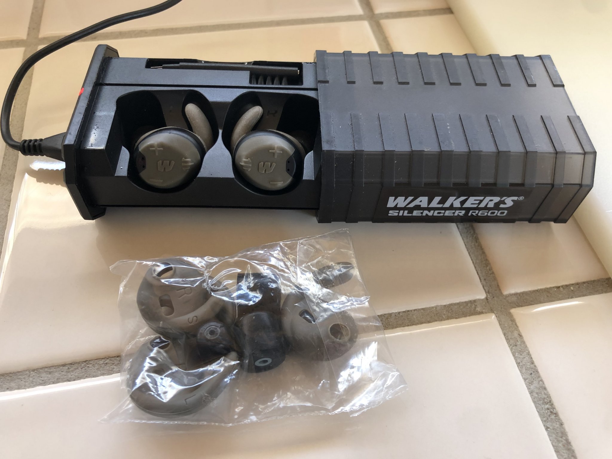 Walker r600 online earbuds