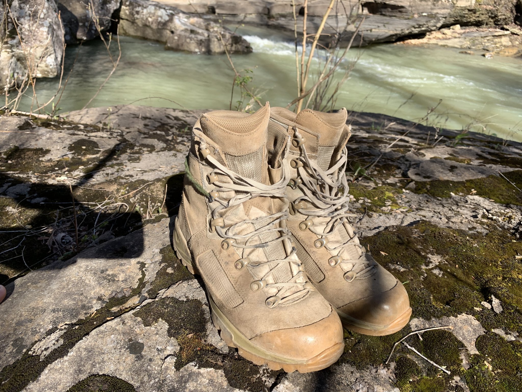 Redhead Bone-Dry Waterproof Hiking Boots Size 2 Y Outdoor Hunting