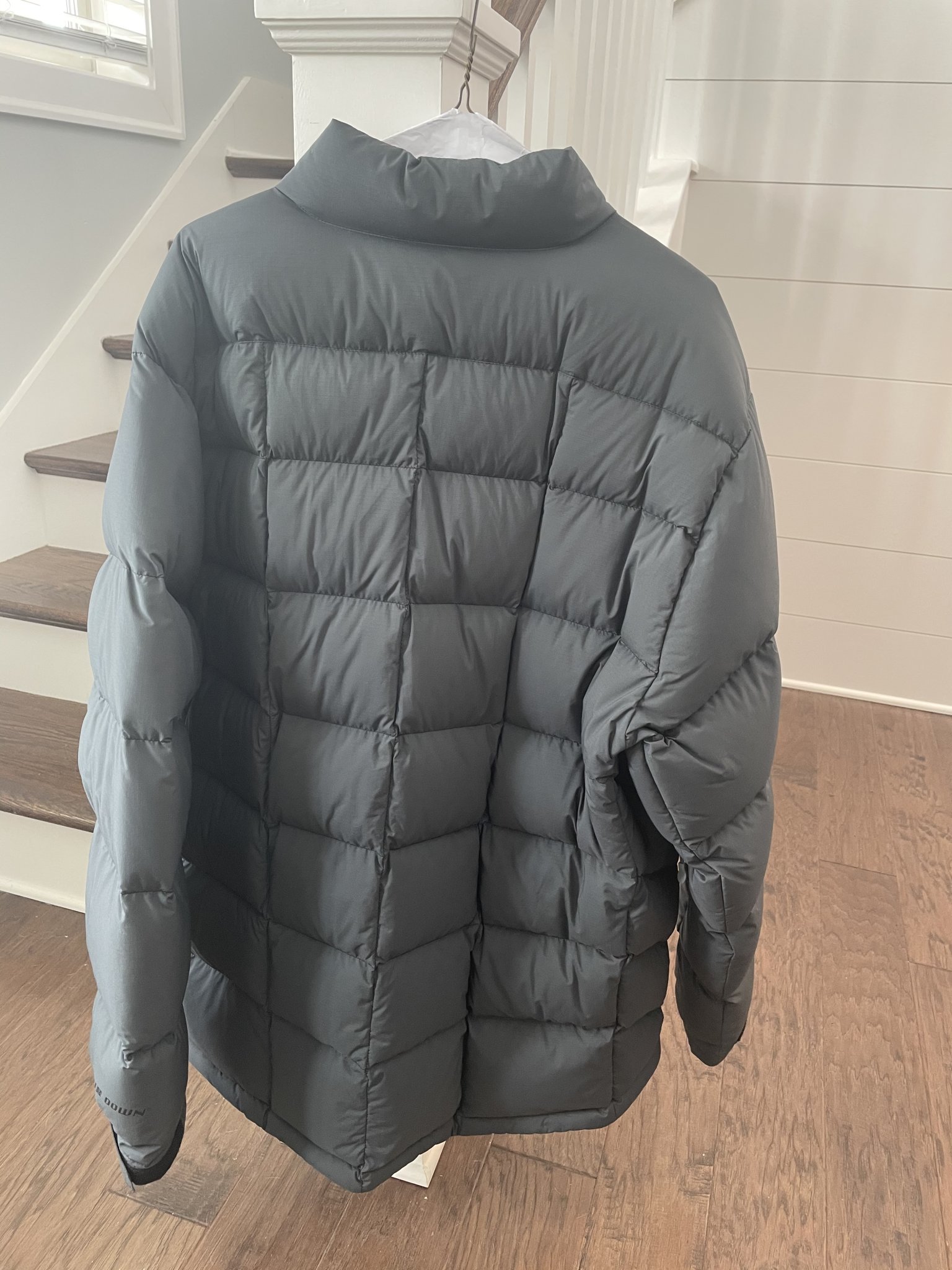 2018 Kuiu SuperDown Ultra Hooded Jacket