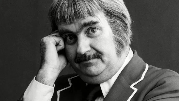 American-television-producer-entertainer-Captain-Kangaroo-Bob-Keeshan-1975.jpg