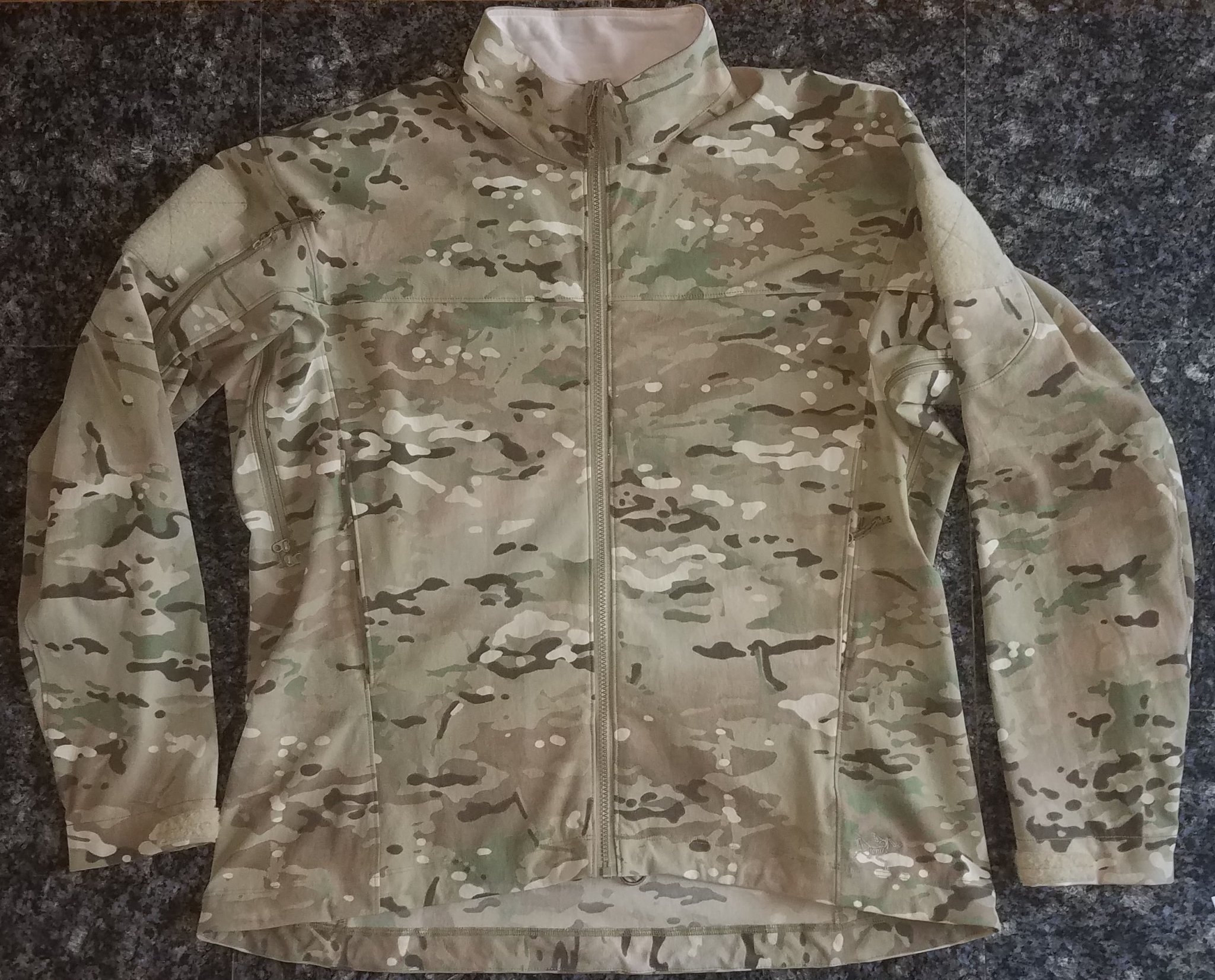 Accessories Arc teryx LEAF Combat Jacket Multicam Size XL