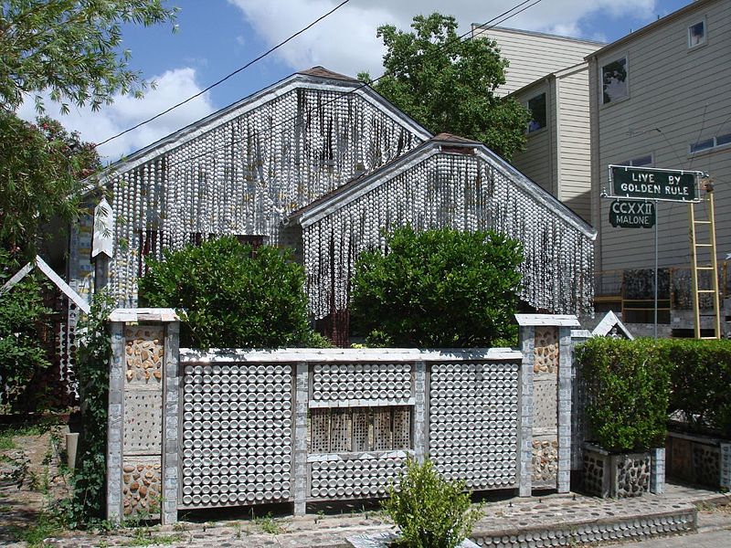 Beer Can Feraday house.jpg