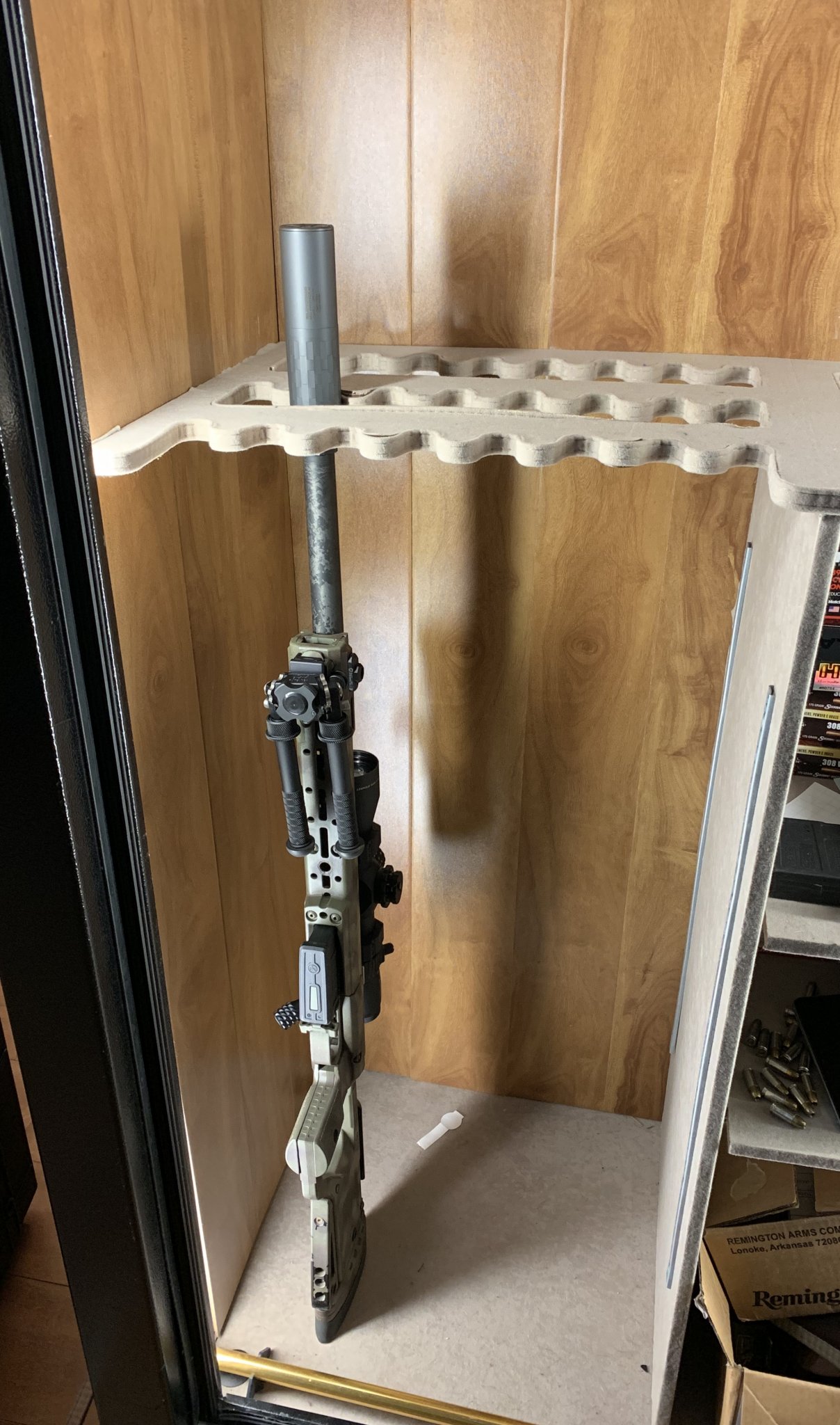 Rifle Rods Shelf Liner