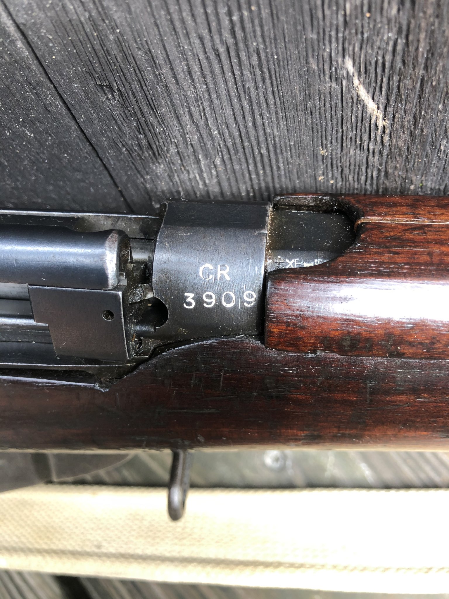 Milsurps Knowledge Library - 1945 Enfield No.4 Mk1*(T) Long Branch Sniper  Rifle