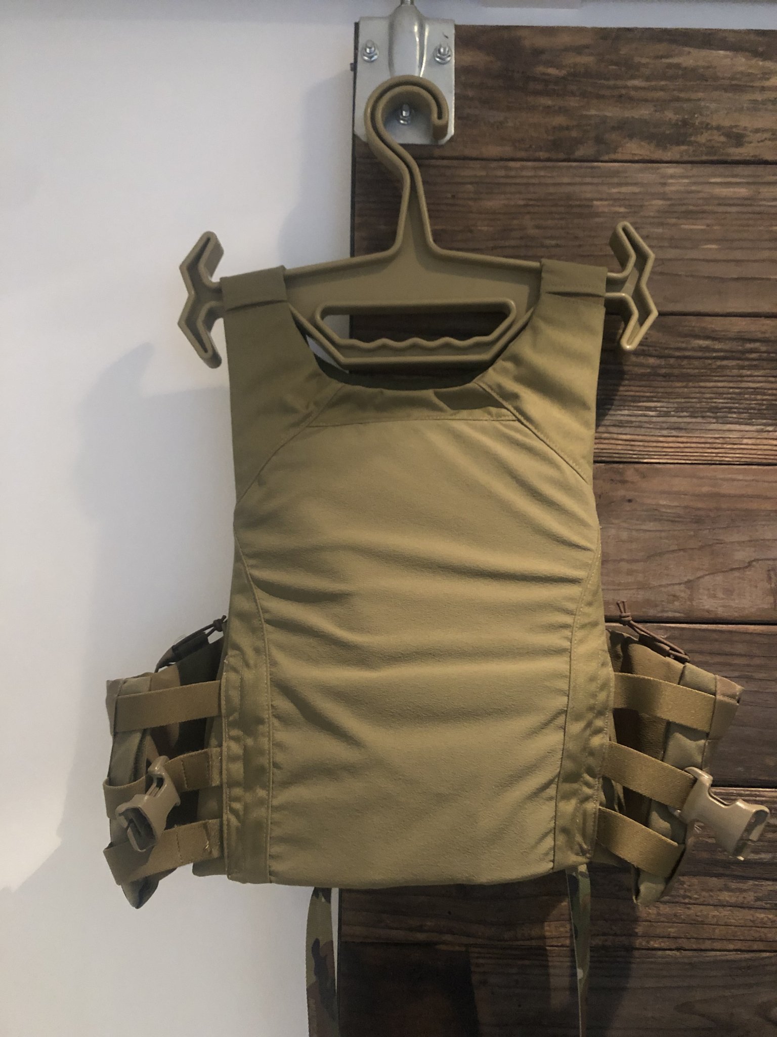 Crye Precision LV-MBAV Plate Carriers and Radio/Side Armor