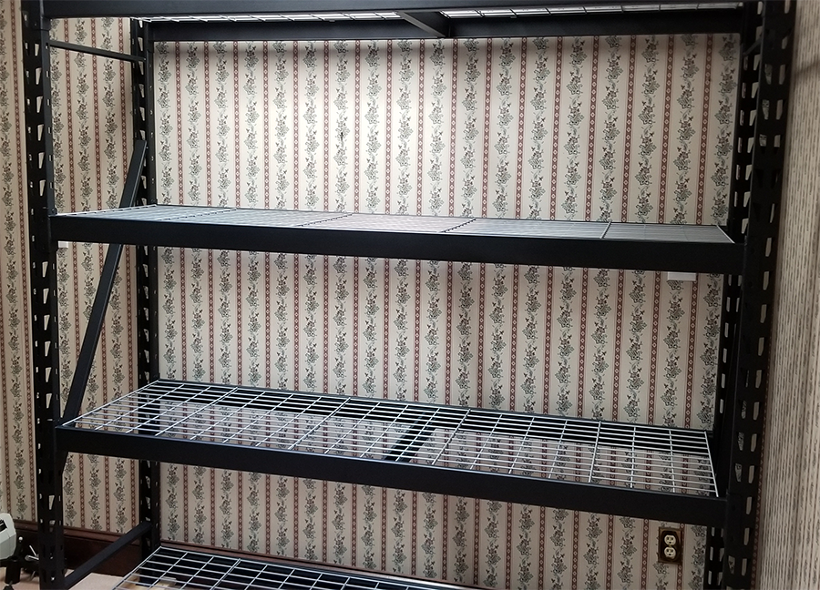 empty_husky_shelves.png