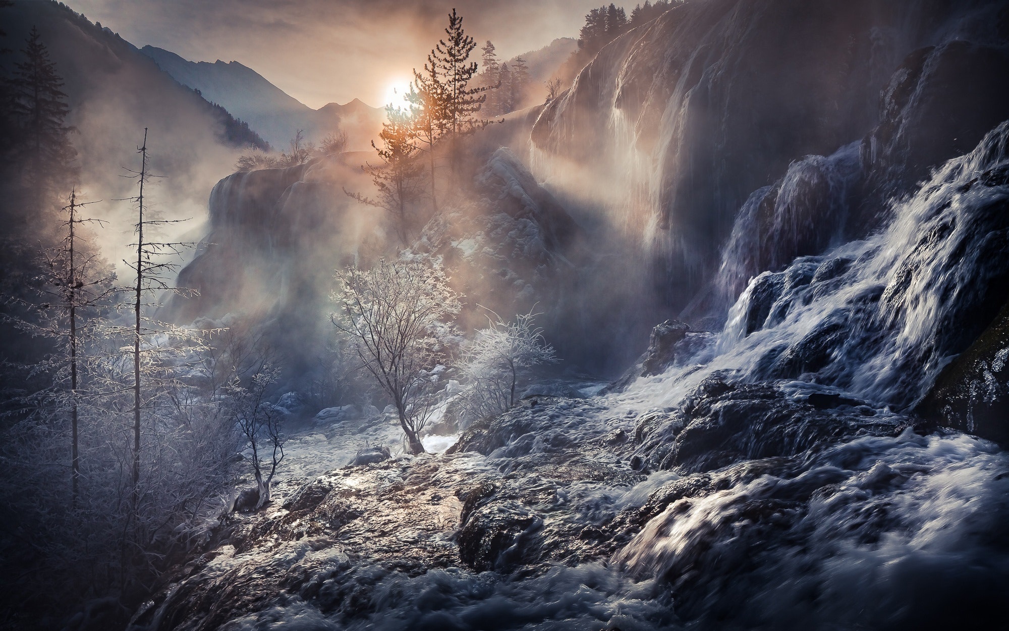 fog-nature-sunbeam-waterfall-winter-new.jpg