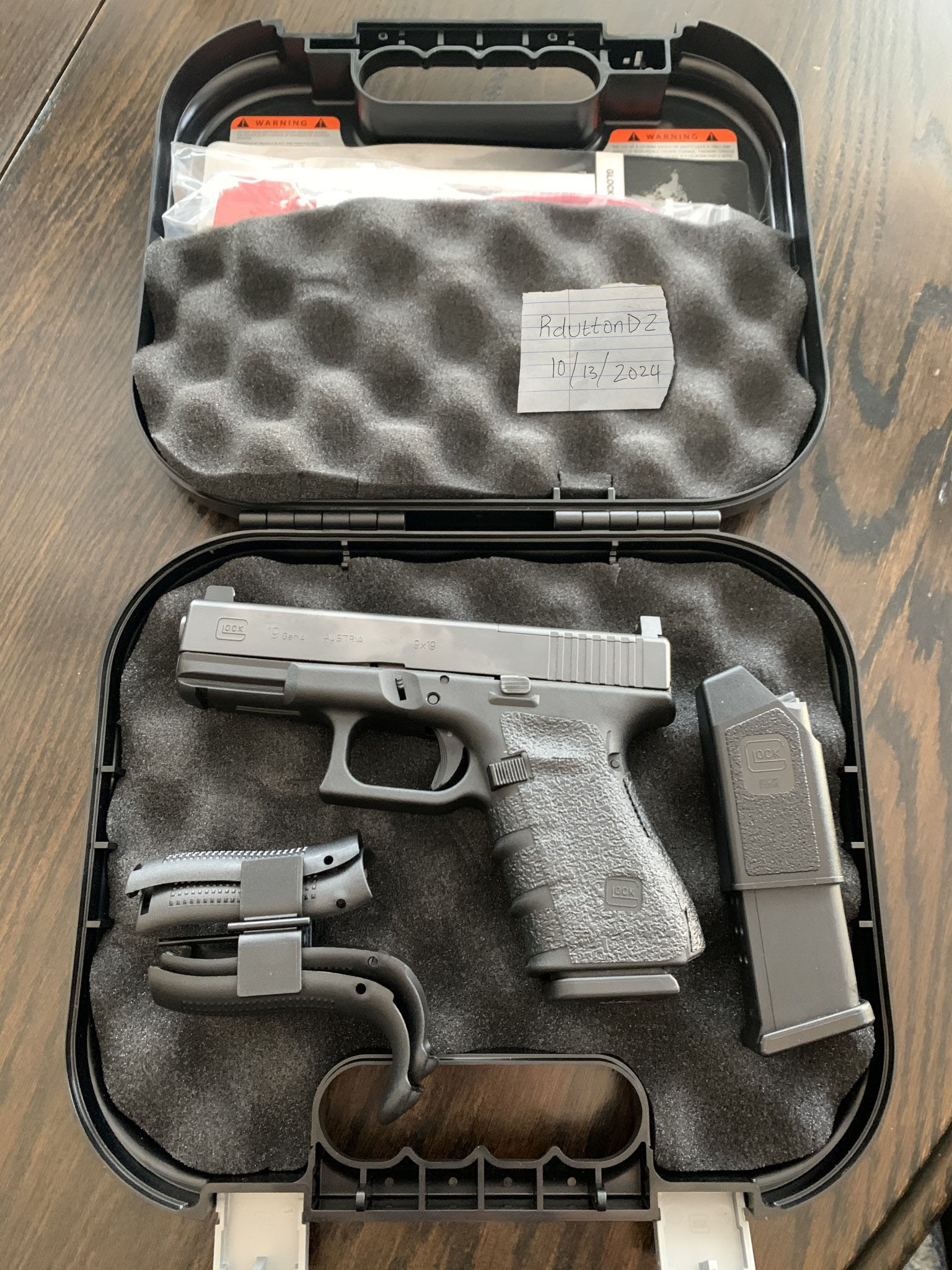 Glock 19 Gen 4 MOS 2.jpg