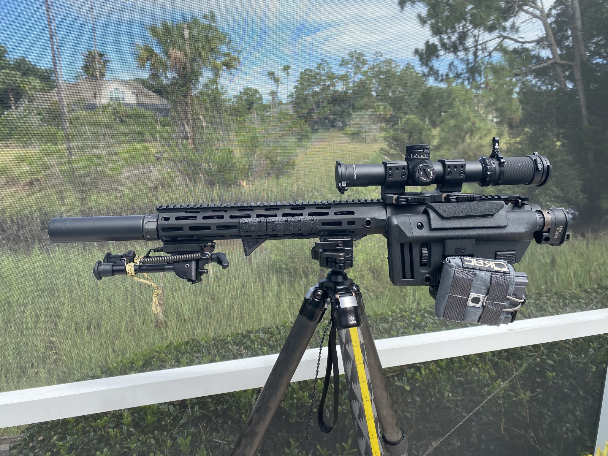 IMG_9919KAC SR25 WITH SUPPRESSOR POOLSIDE 07.10.21 copy.jpg