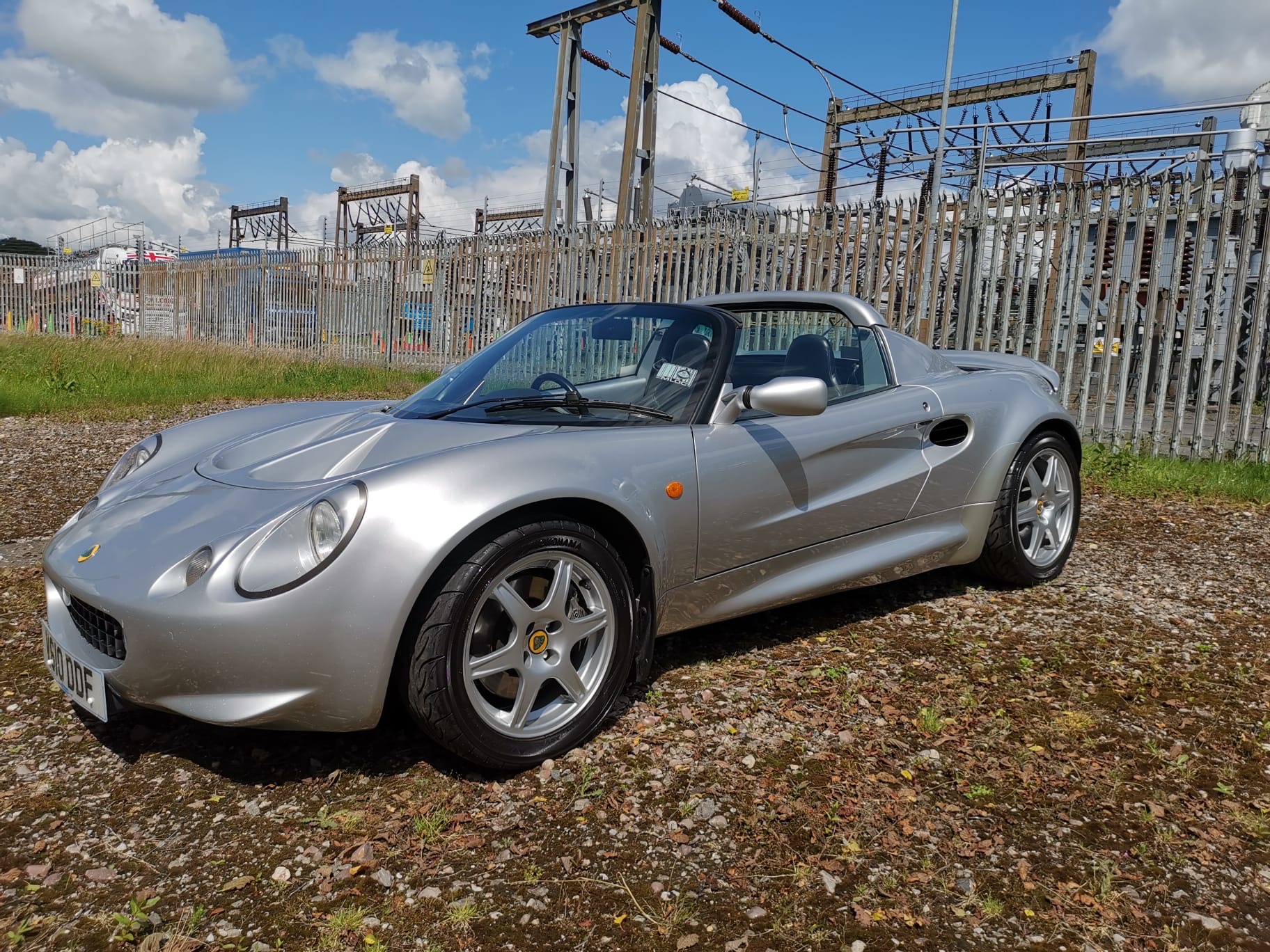 Lotus Elise S1 111s(1).JPG