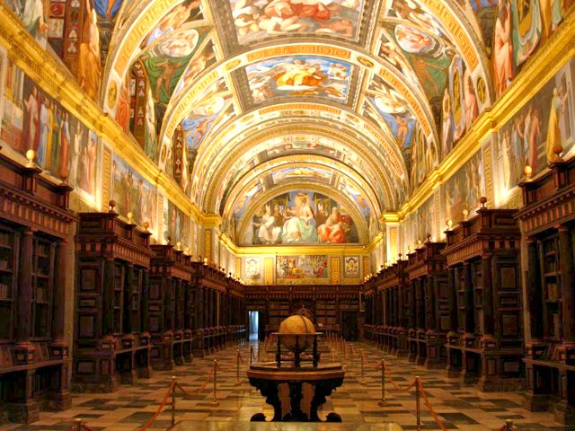 Monasterio-El-Escorial-Biblioteca.jpg