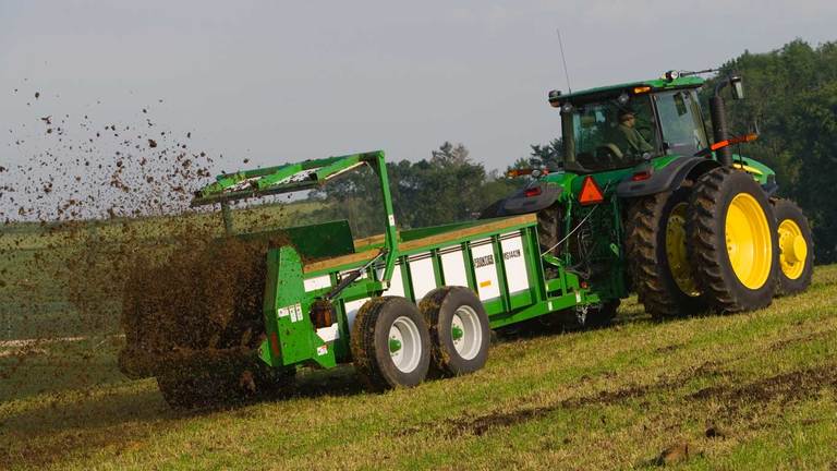 ms14_series_manure_spreader_430084_small_f6efd62ef0417e5edaddb1046adabc115927c90f.jpg