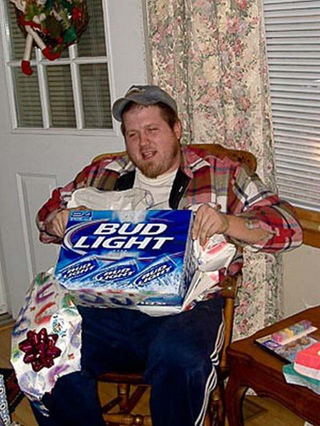 redneck-christmas-budlight.jpg