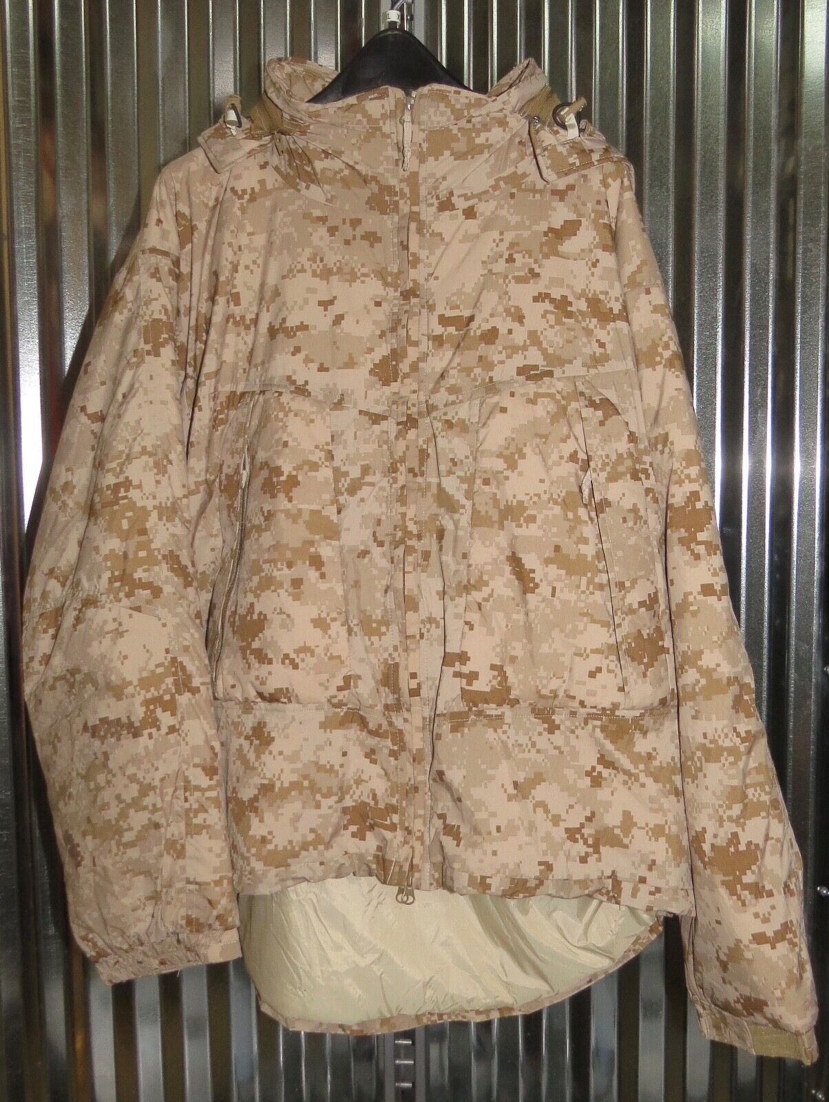 SOLD - FS: Halys SEKRI AOR 1 Type I PCU Level 7 Parka / Coat