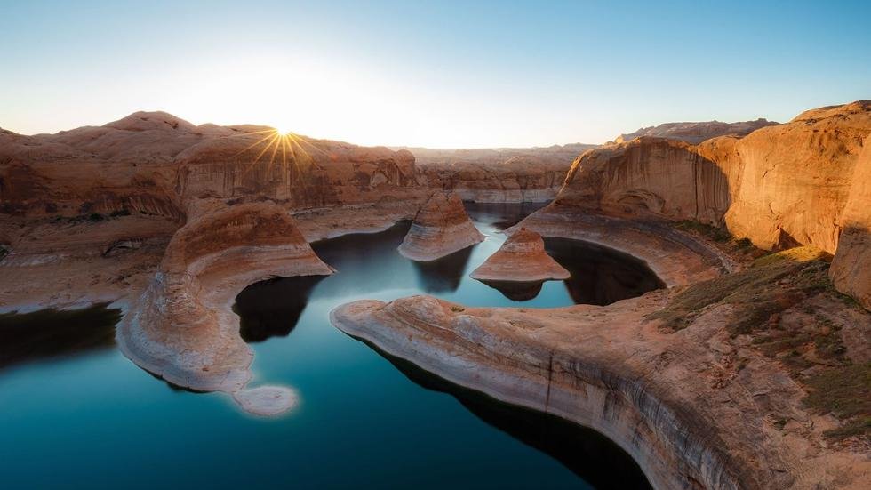 sunriseatreflectioncanyon_kylerowe_1.jpg.8e08e5b97db1c63382423aa6f2275695.jpg